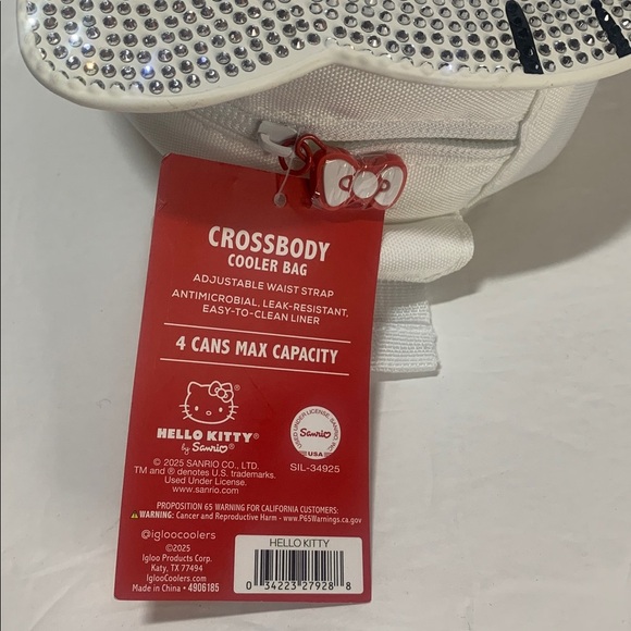 Hello Kitty Sequined Crossbody Bag 4 Can Insulated Igloo Cooler NWT - Picture 8 of 10